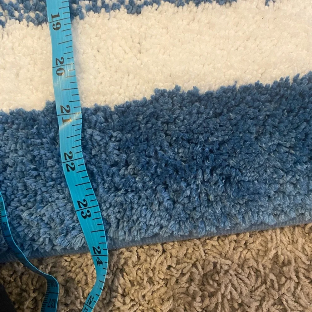 Blue and white strip bath mat non slip thick and soft